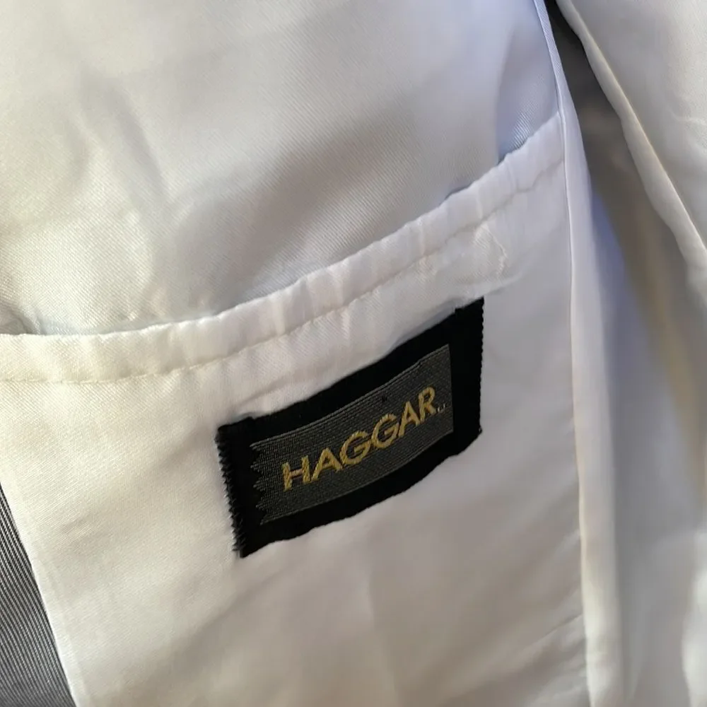 VINTAGE HAGGAR BLAZER IN BLUE AND‎ WHITE PINSTRIPES